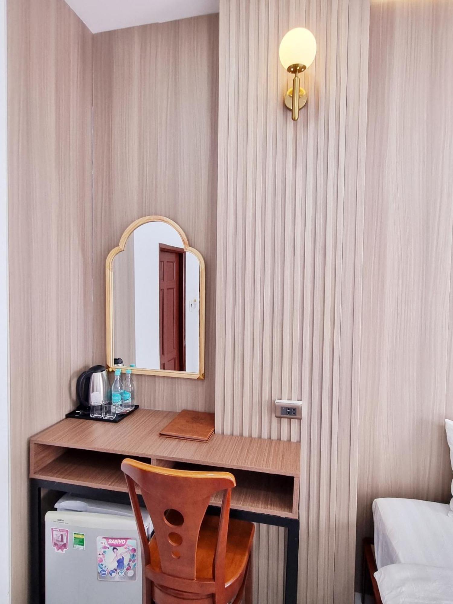 Minh Khue Hotel Vĩnh Long Kültér fotó