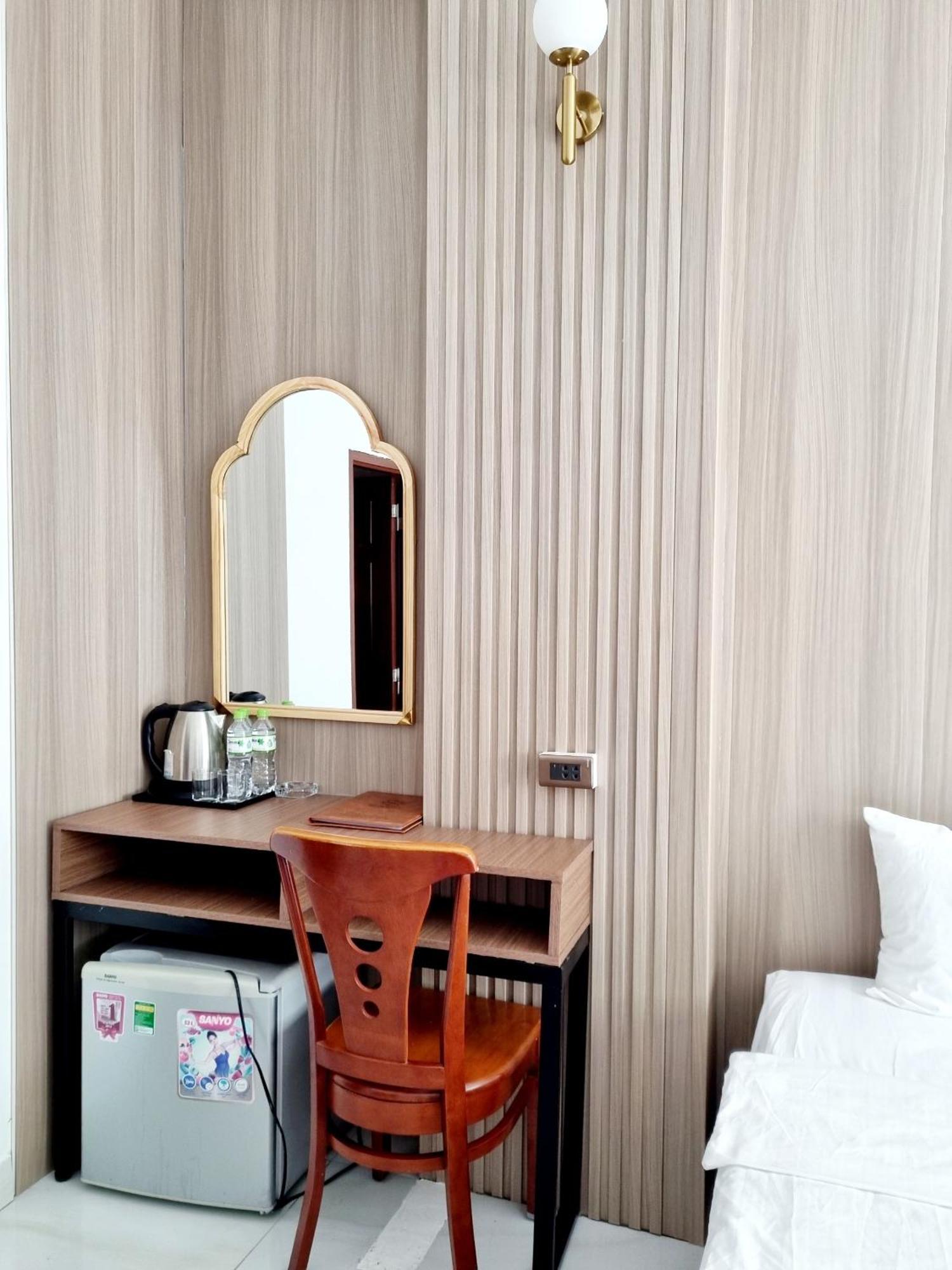 Minh Khue Hotel Vĩnh Long Kültér fotó